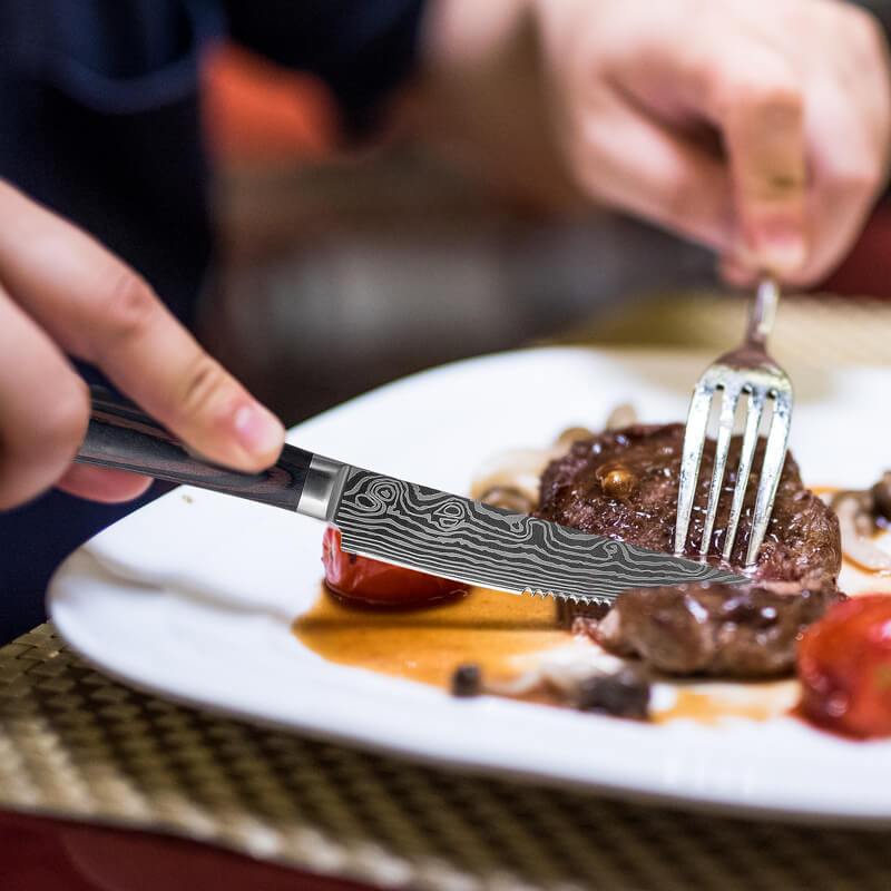 Ensemble de couteaux à steak japonais, couteaux à steak dentelés de 5 pouces