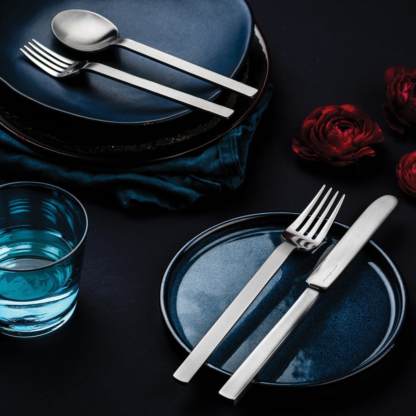 Close-up of Mepra Stile 44-piece brushed cutlery set's detailed design