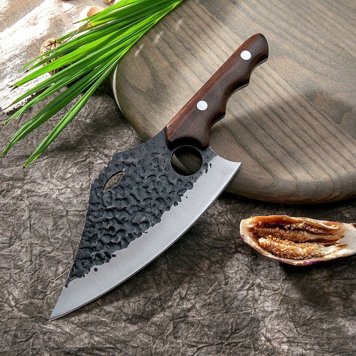 Couteau professionnel avec étui en cuir
